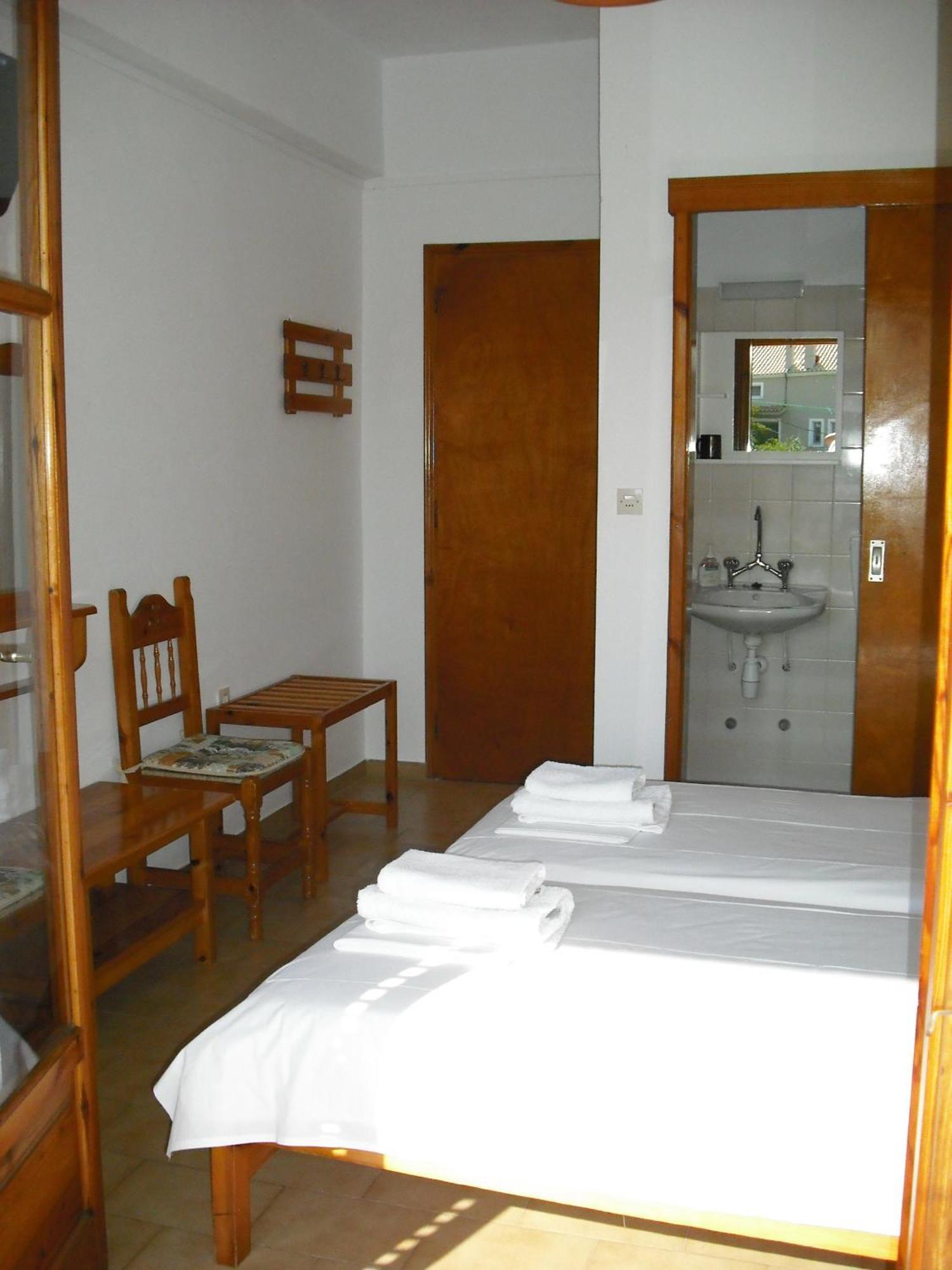 Anastasis Rental Rooms Скиатос Экстерьер фото